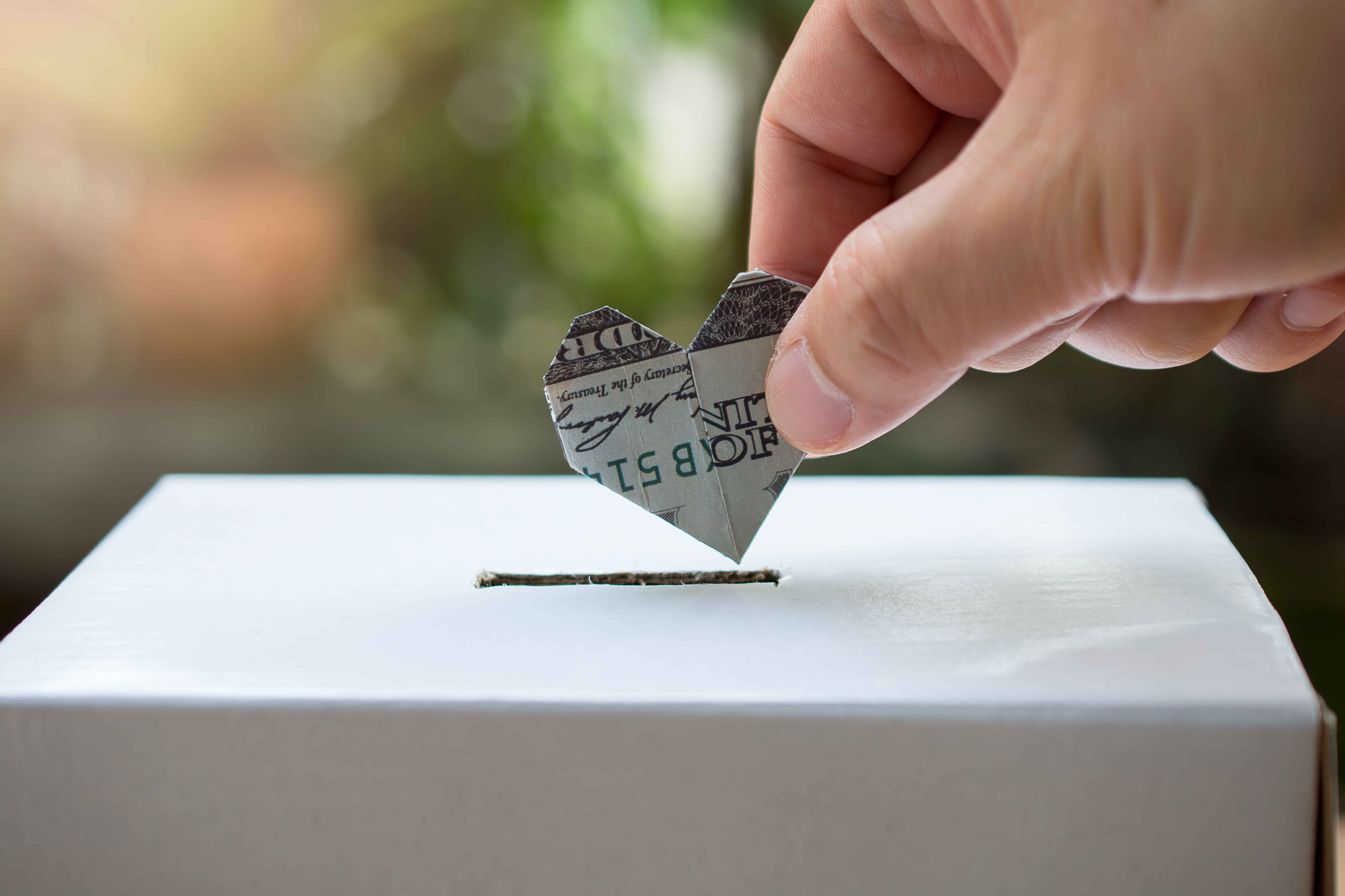 Donation Philanthropy Guy2men