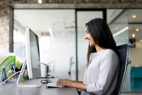Woman Computer Office Mangostar