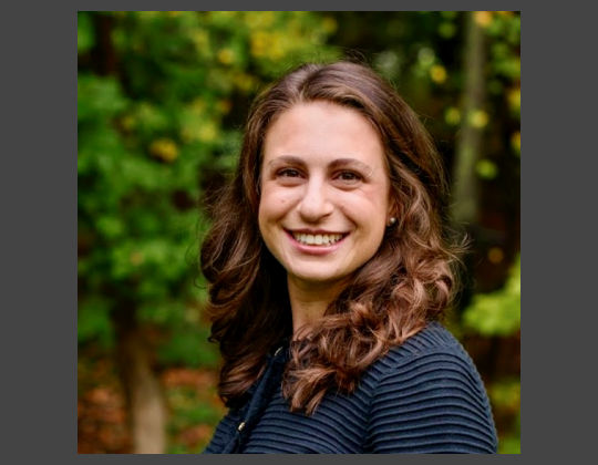 2025 03 17 Julia Berk Pirro 400