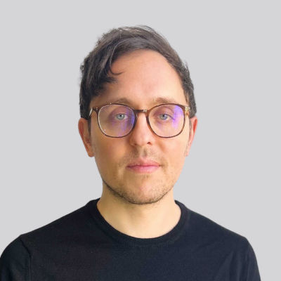 Giddon Derek 400 Headshot