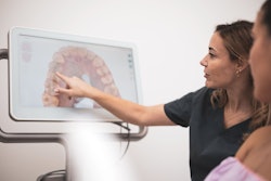 Intraoral Scan Dentist Patient Yistocking