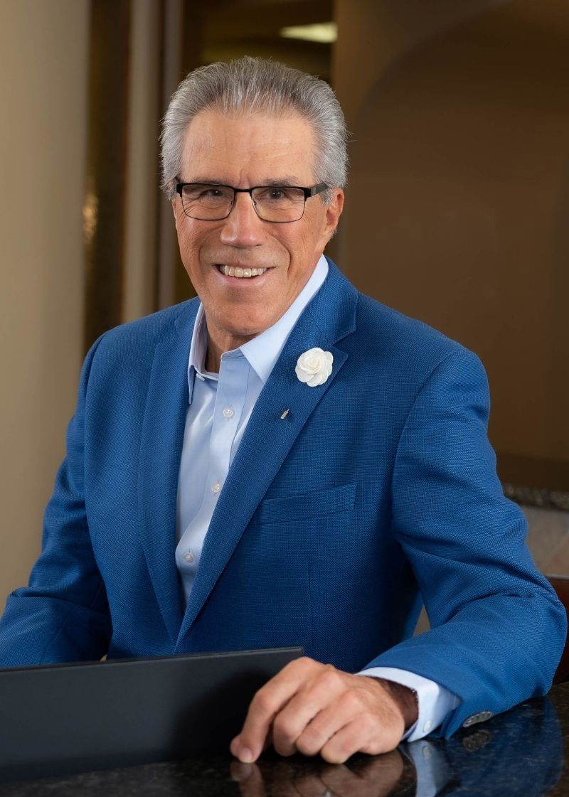 Paul Homoly Headshot