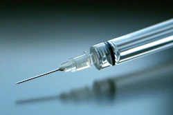 Syringe Closeup Leo Rohmann