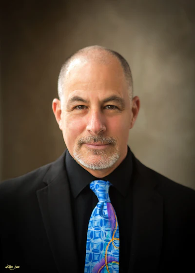 Max Schelsinger Understanding bioactive crystal technology in regenerative dentistry ...
