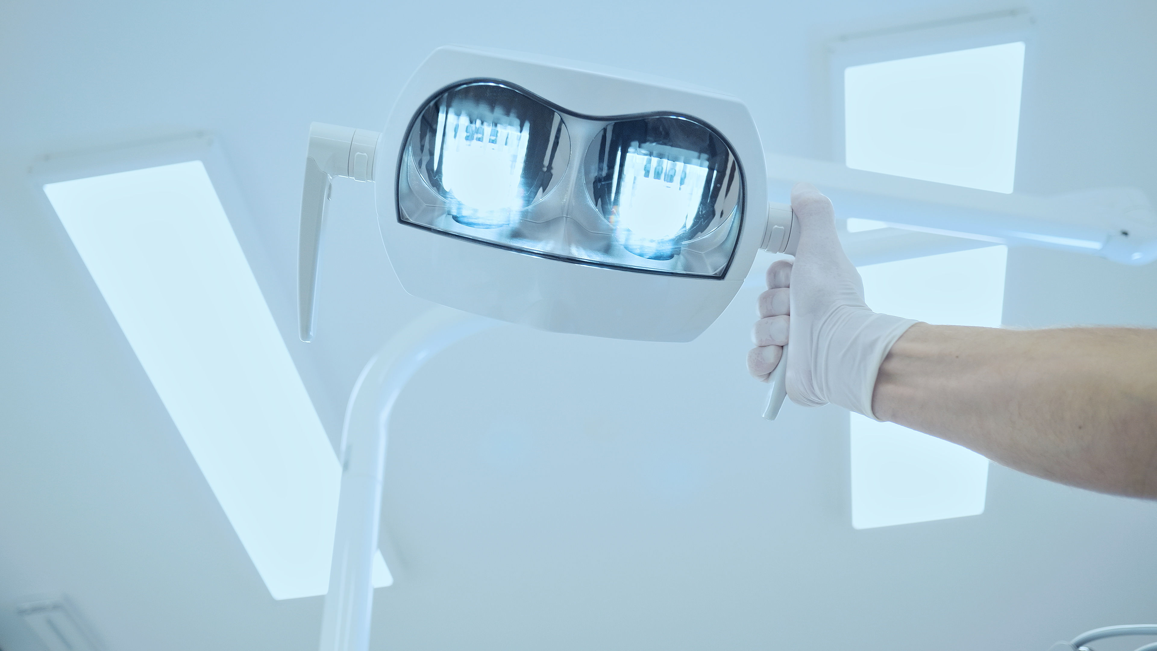 Dental Overhead Light Stockcopter