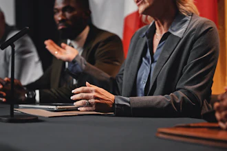 Expert Panel Alik25 Peopleimagescom