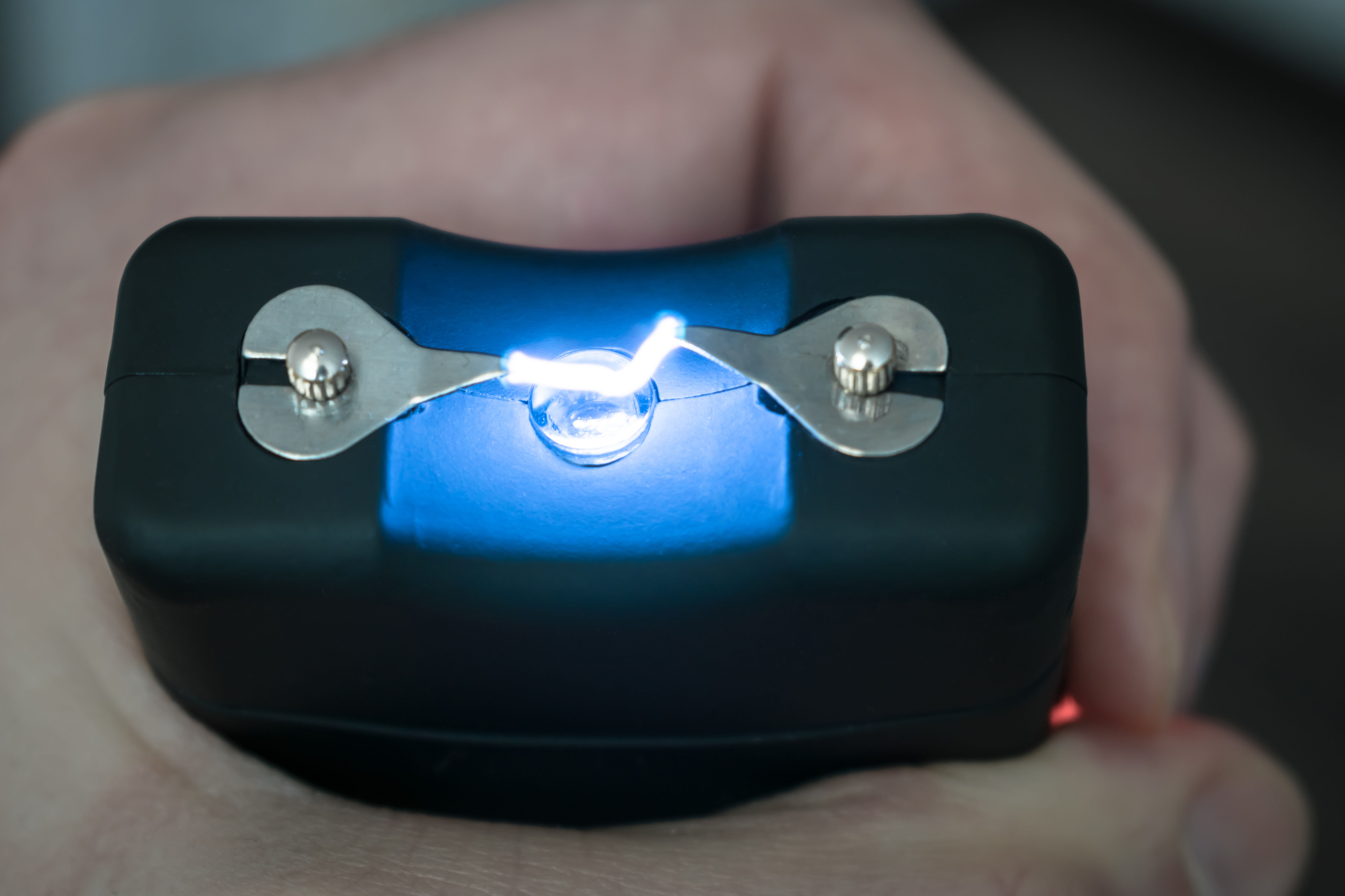 Taser Gun Electricity &kcy;&lcy;&icy;&mcy;&ocy;&vcy; &mcy;&acy;&kcy;&scy;&icy;&mcy;