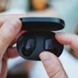 Earbuds Shutterstock Pablo Rasero