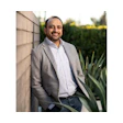 Headshot of Dr. Meena Barsoum, global head of clinical strategy, at SprintRay.
